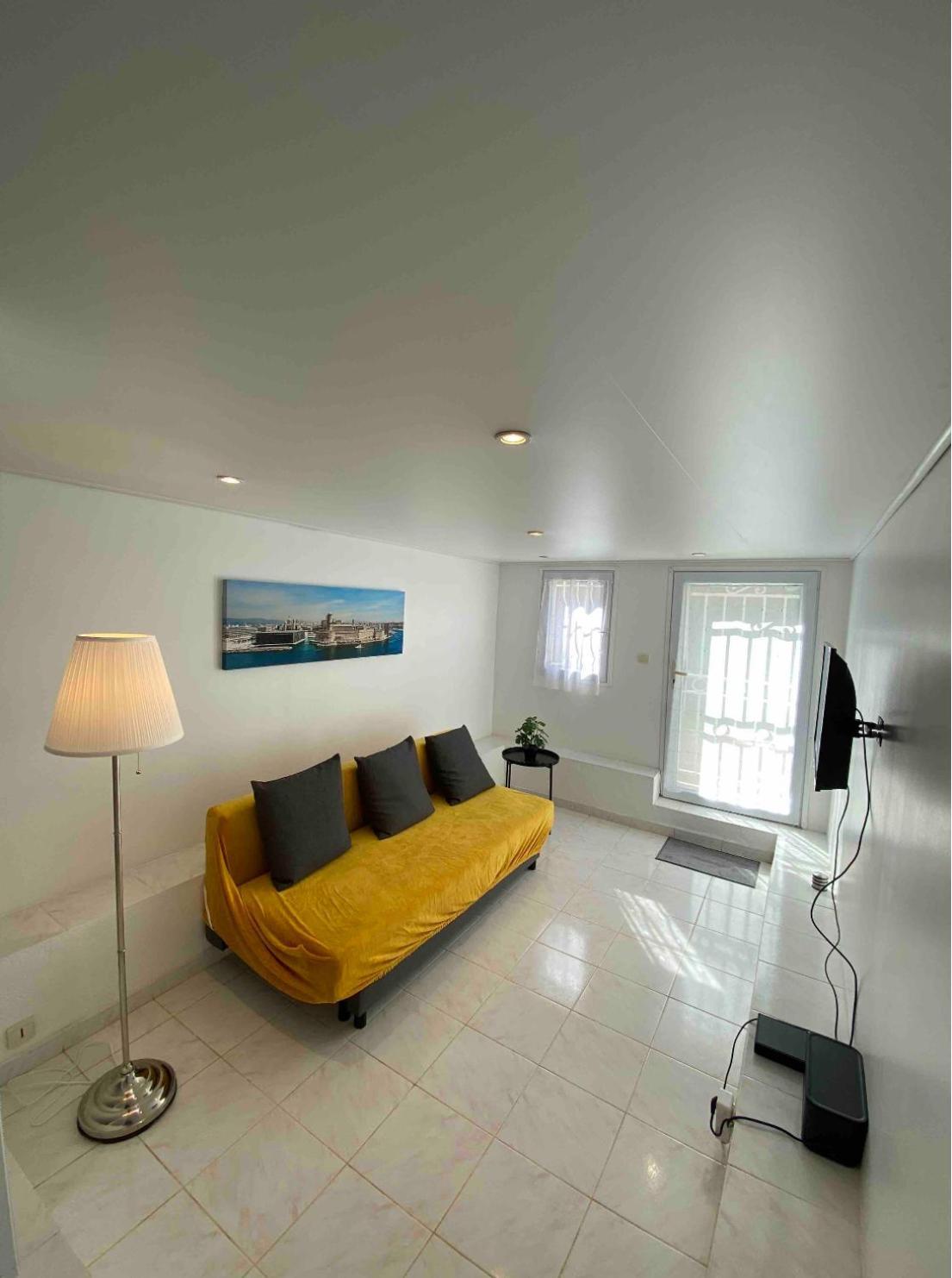 T3 Avec Jardin Et Piscine Privee Apartment Velaux Luaran gambar