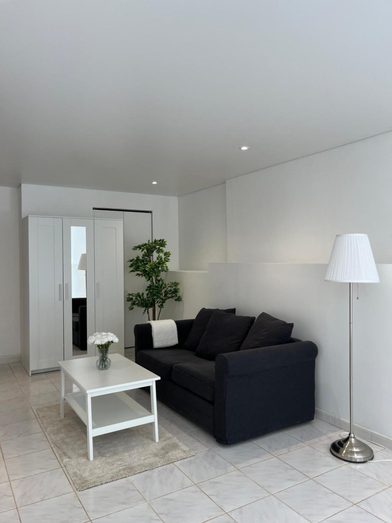 T3 Avec Jardin Et Piscine Privee Apartment Velaux Luaran gambar